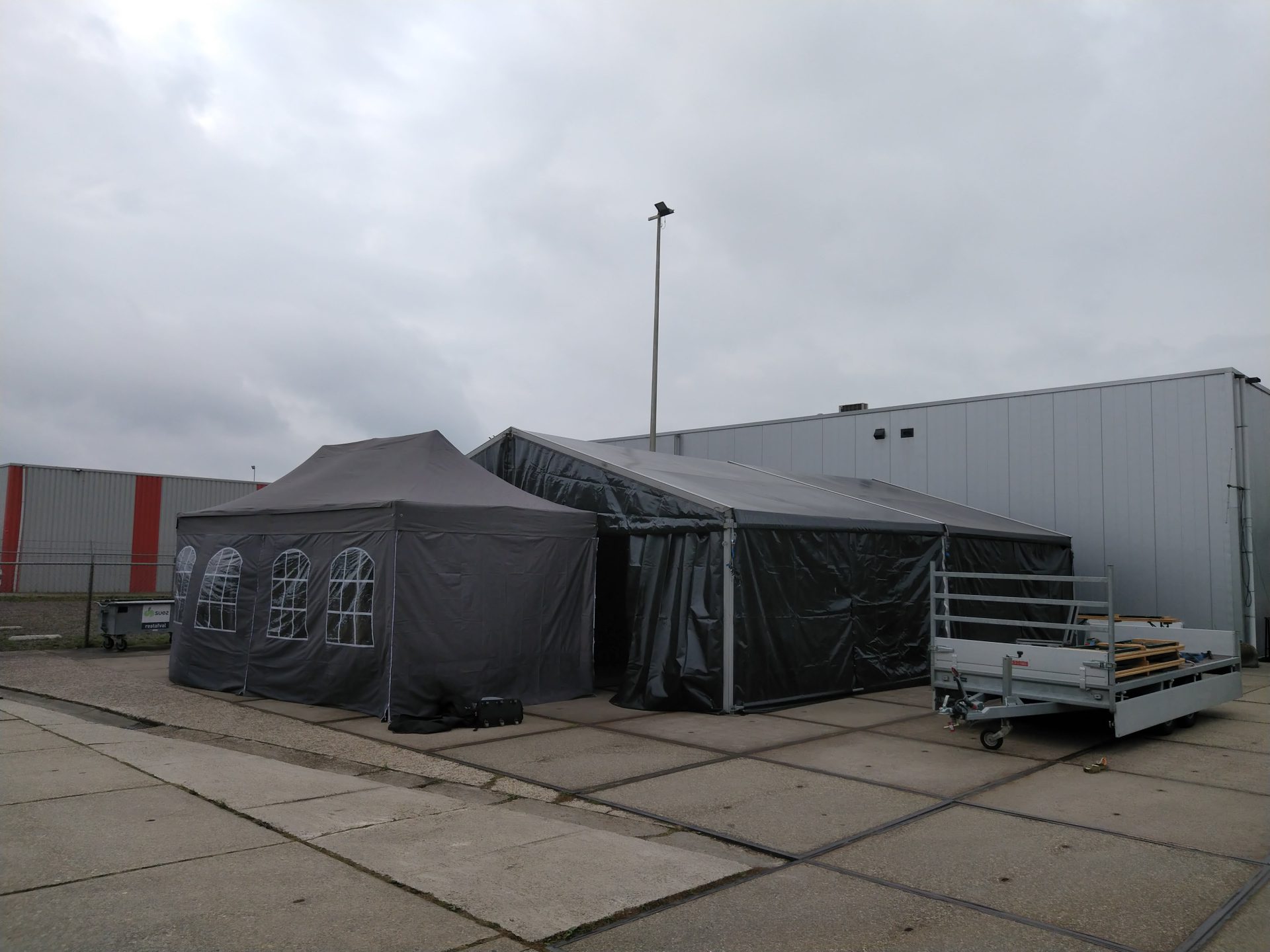 Frank Centrum Behandeling Easy Up partytent 3x6m donkergrijs - Total Event Care